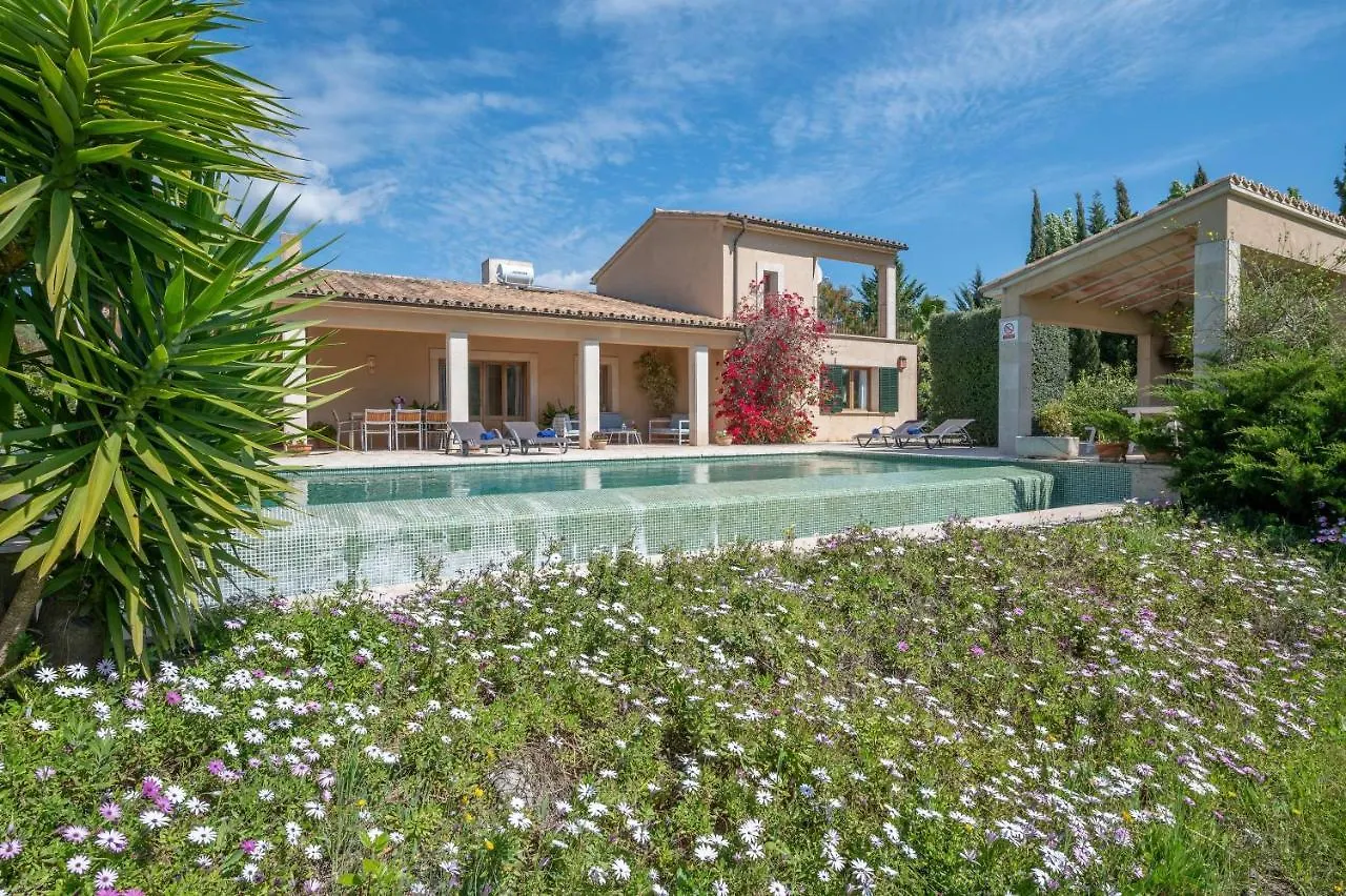 Can Mares Pollenca Villa